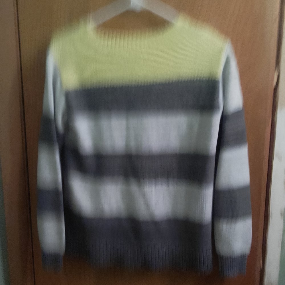 Striped Gray and Yellow Women'sLiz Claiborne Knitted Pullover Sweater Size Small - Picture 8 of 8